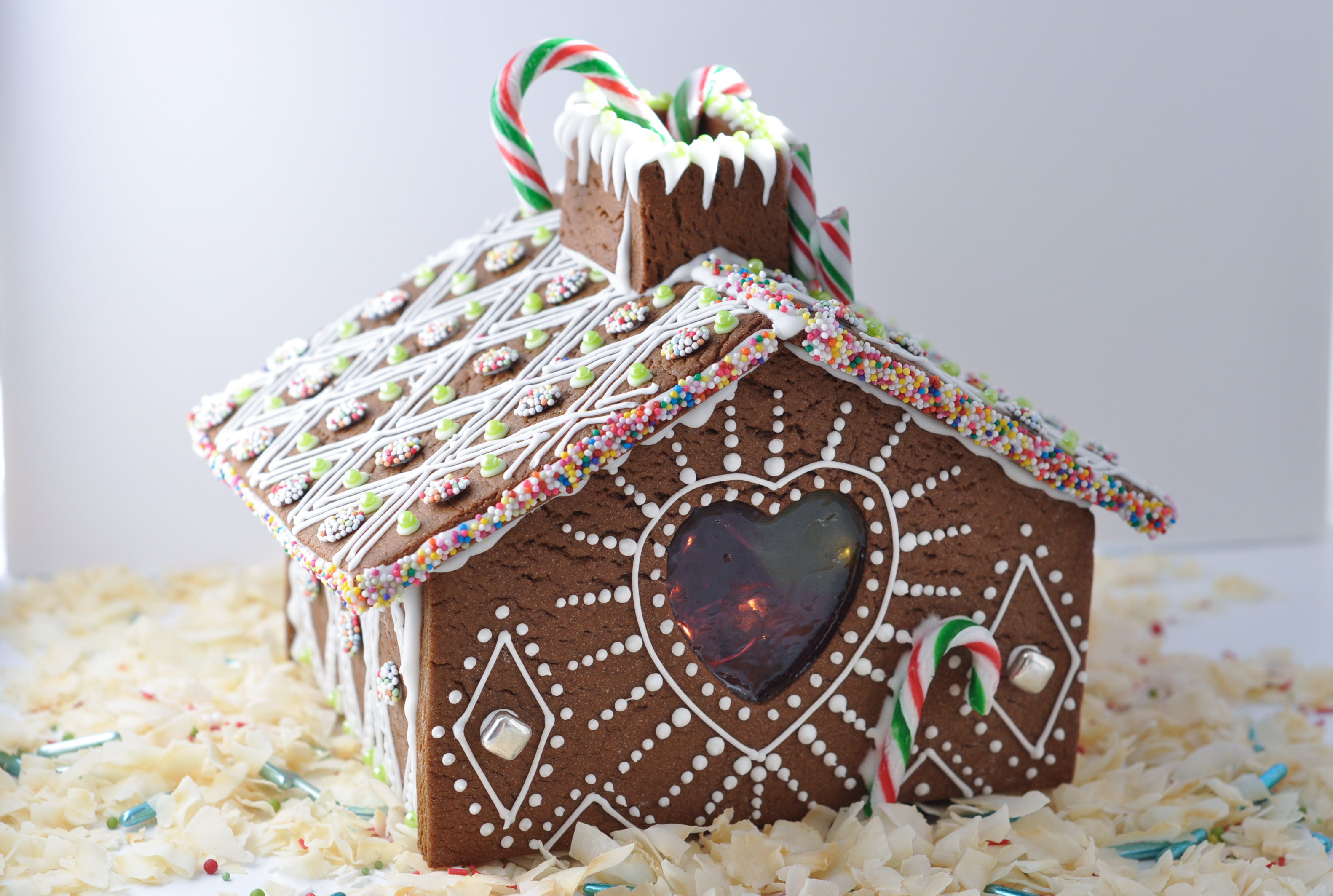 Log Cabin Gingerbread House Kit » DIY Gingerbread Log Cabin